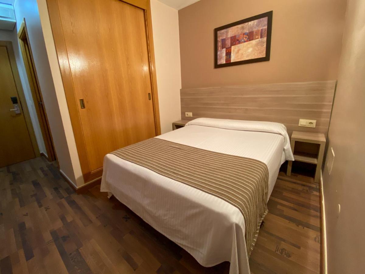 Somriu Hotel Vall Ski Incles Kültér fotó
