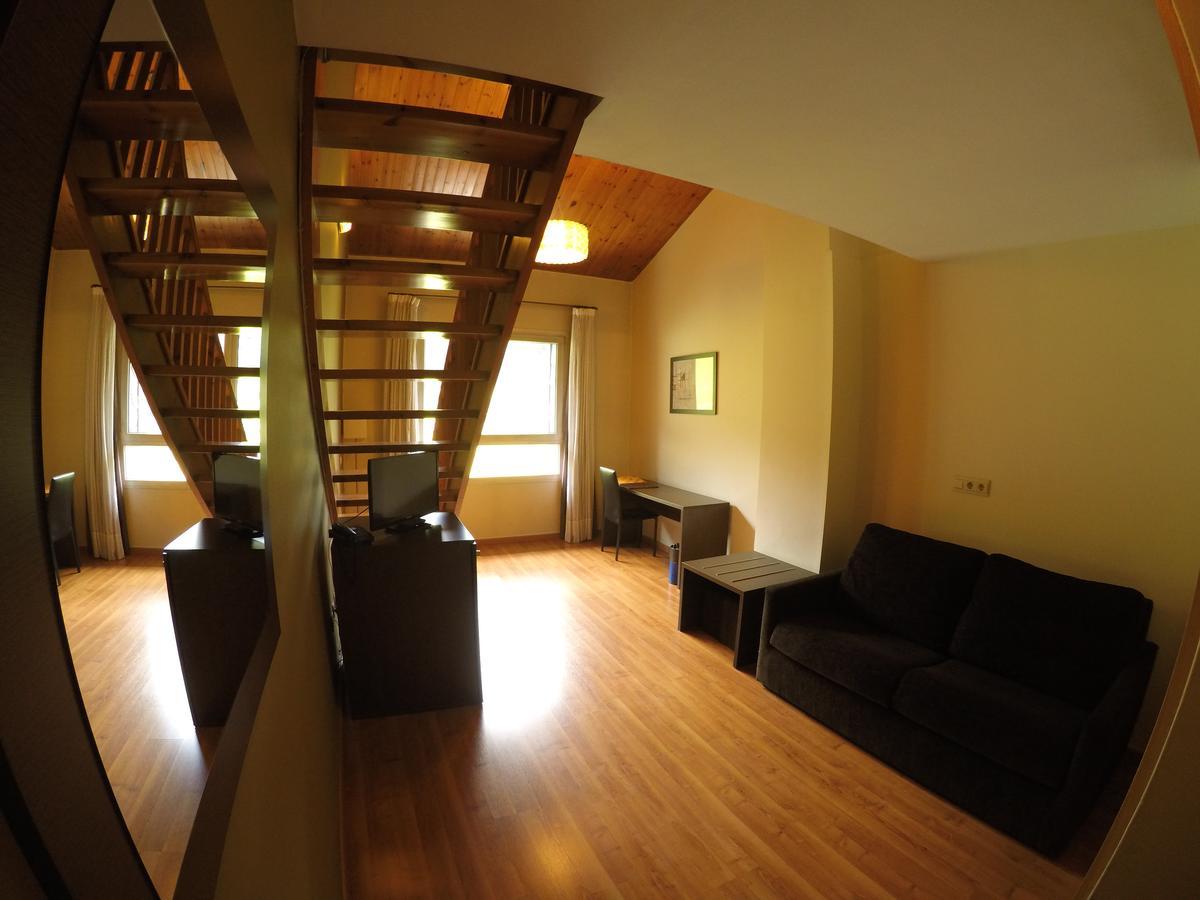Somriu Hotel Vall Ski Incles Kültér fotó